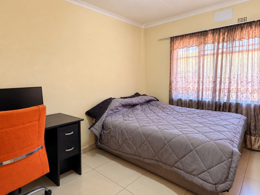 5 Bedroom Property for Sale in Vaalpark Free State